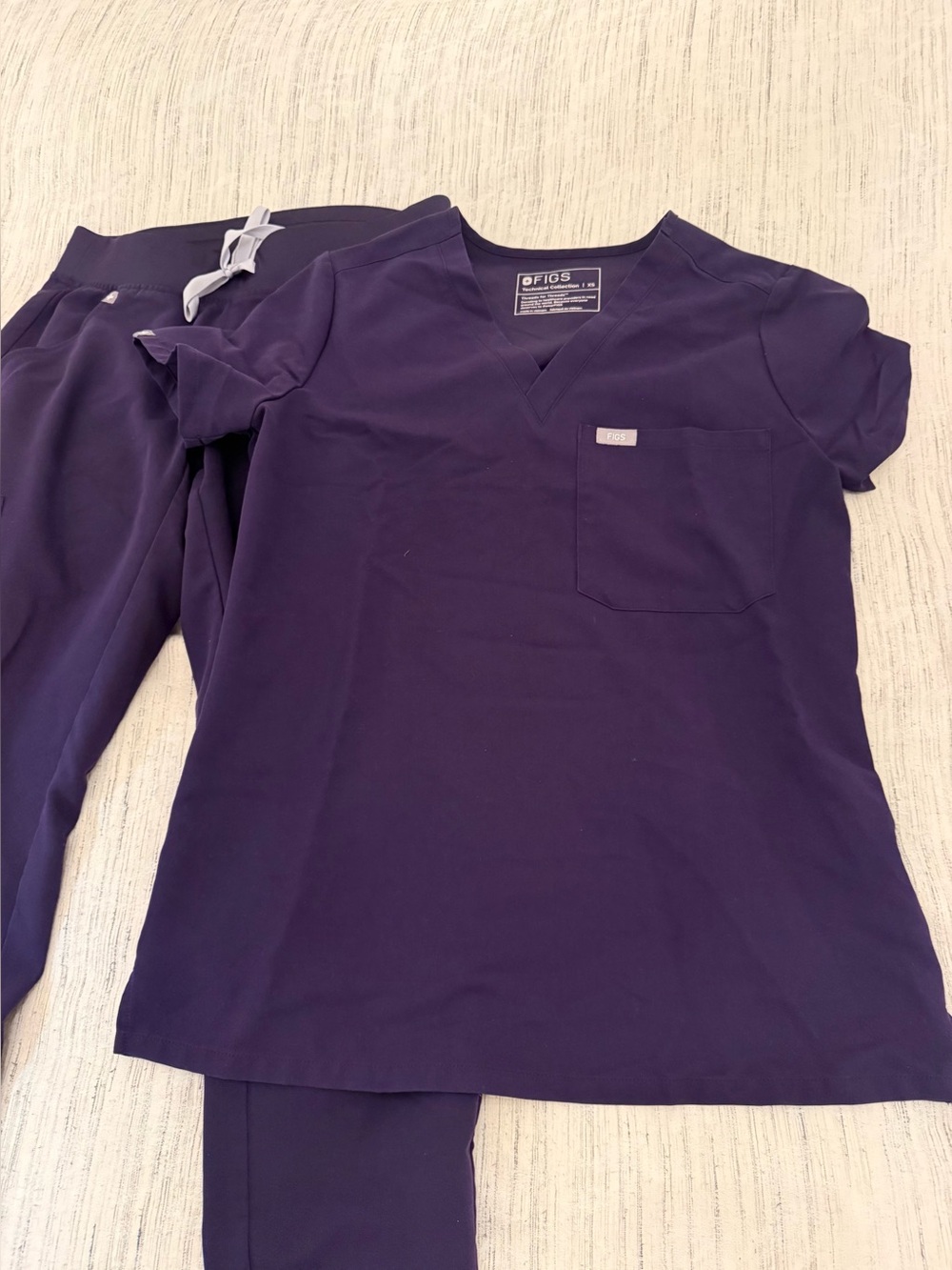 FIGS Purple Jam set. Shirt size XS pants size S